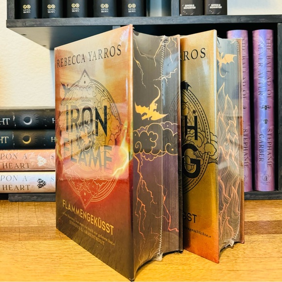 First Edition, First Printing IRON FLAME - GERMAN EDITION by Rebecca Yarros - Picture 2 of 8